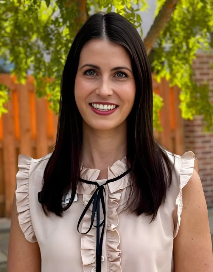 Photo of Juliana Meeker