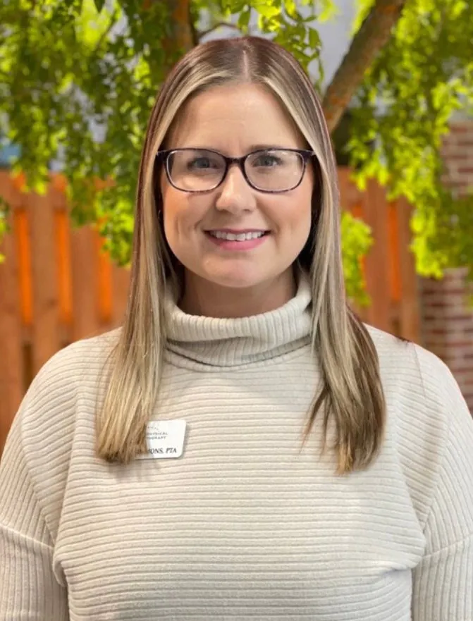 Photo of Lynsey Simmons